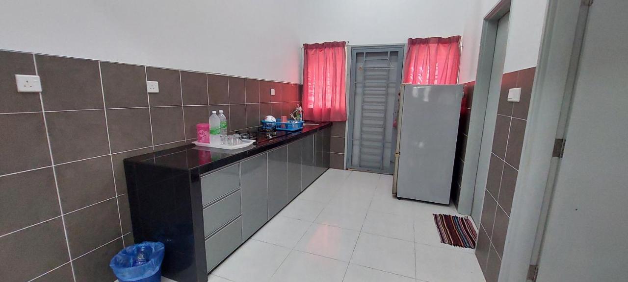 Hud Hud Homestay Bandar Puncak Alam 외부 사진
